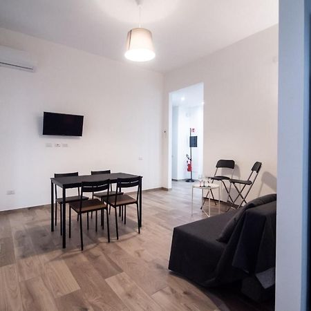 Nizza Apartment In Centro サレルノ エクステリア 写真