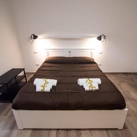 Nizza Apartment In Centro サレルノ エクステリア 写真