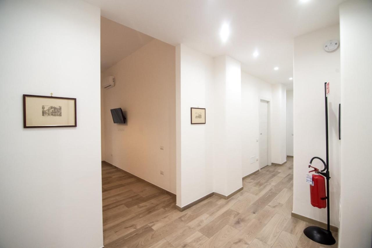Nizza Apartment In Centro サレルノ エクステリア 写真