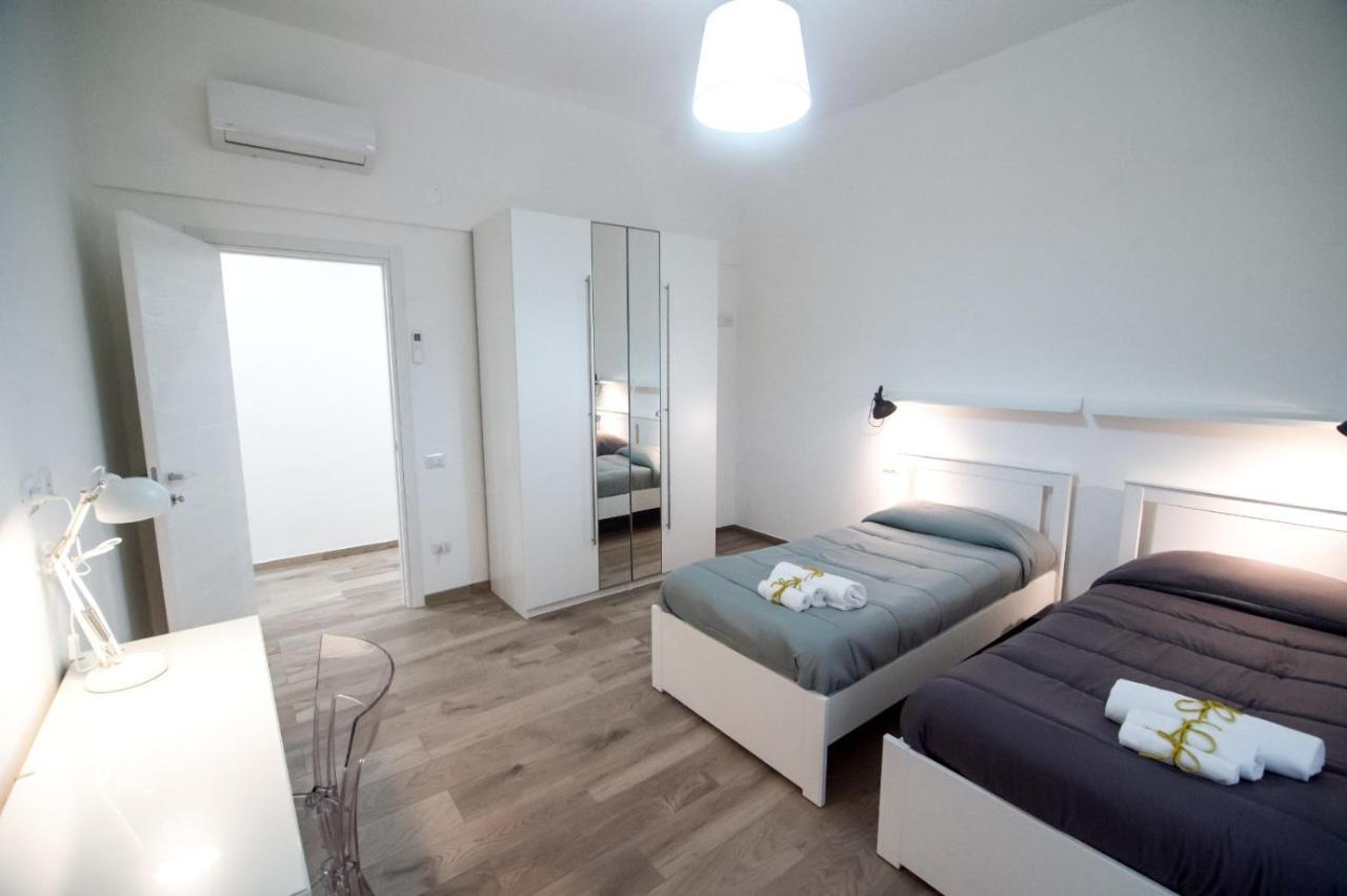 Nizza Apartment In Centro サレルノ エクステリア 写真