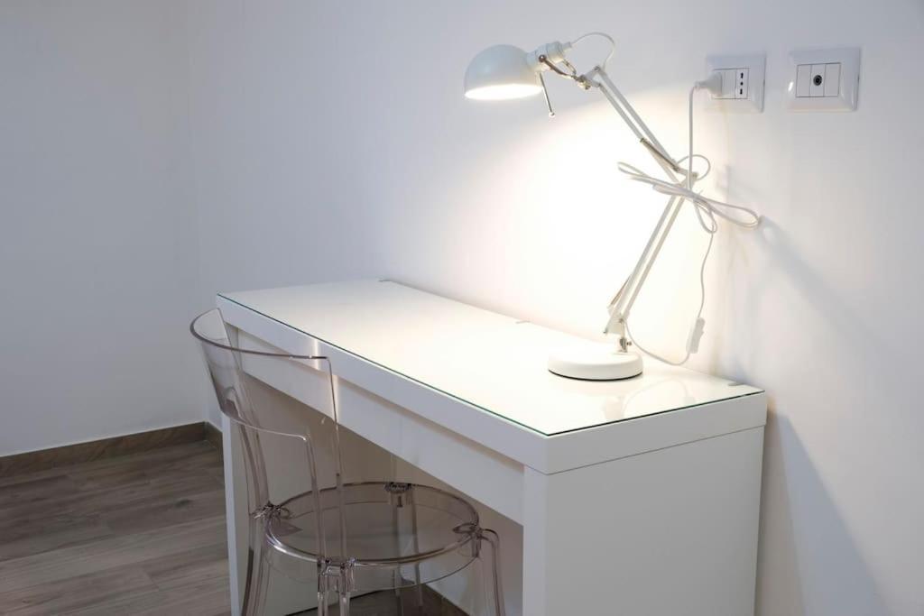 Nizza Apartment In Centro サレルノ エクステリア 写真