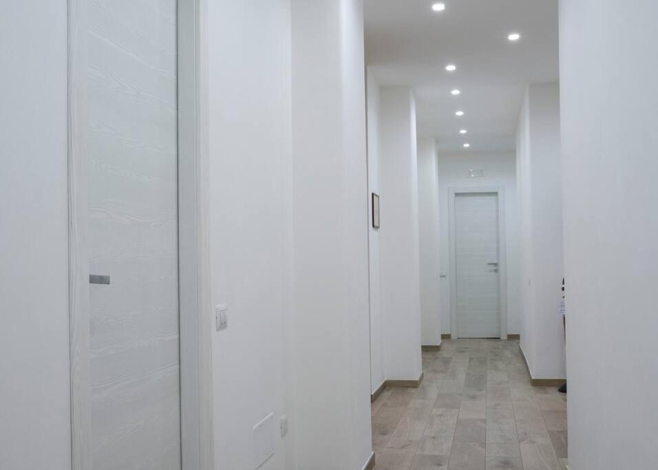 Nizza Apartment In Centro サレルノ エクステリア 写真